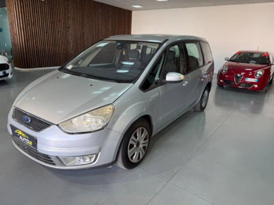 Ford Galaxy 2.0 TDCi 140 CV Ghia (2)