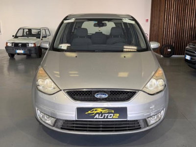 Ford Galaxy 2.0 TDCi 140 CV Ghia (3)