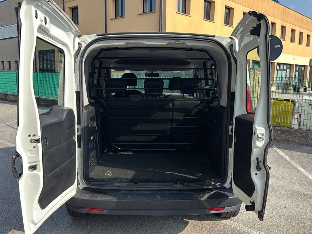 Fiat Doblò cargo combi N1 1.3 mjt 95cv CH1 Easy S&S (13)
