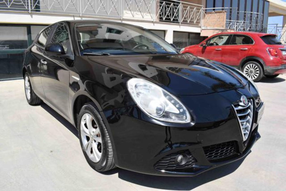 Alfa Romeo Giulietta 1.4 Turbo Veloce Gpl 120cv (3)