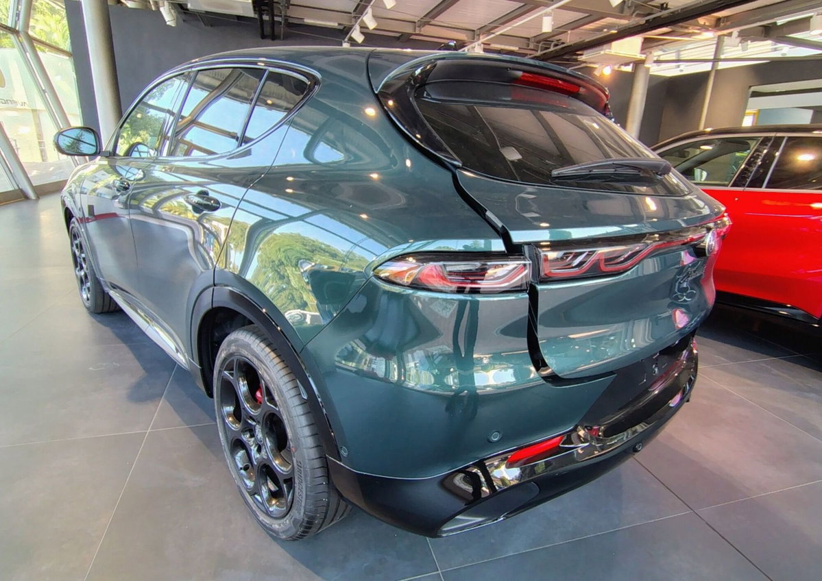 Alfa Romeo Tonale 1.5 hybrid Veloce 175cv tct7 (6)