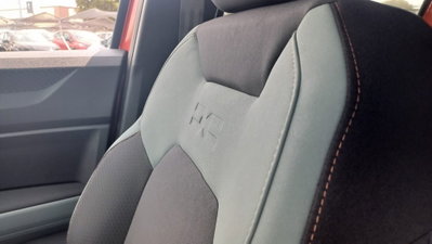 Dacia Duster 1.8 hybrid Extreme 155cv auto (12)