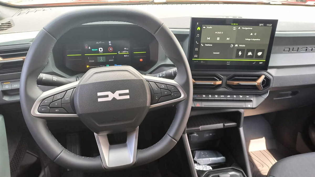 Dacia Duster 1.8 hybrid Extreme 155cv auto (9)