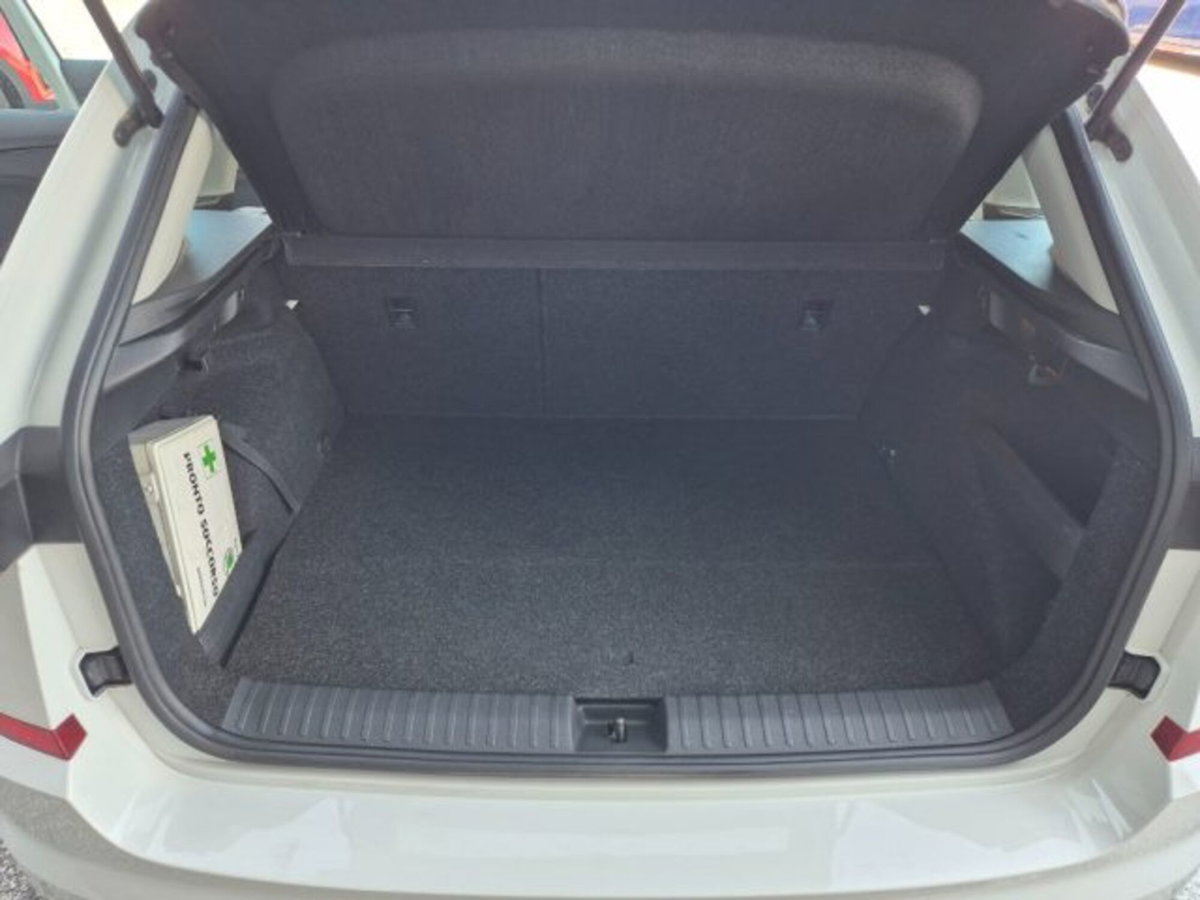 Skoda Kamiq 1.0 G-Tec Ambition (12)