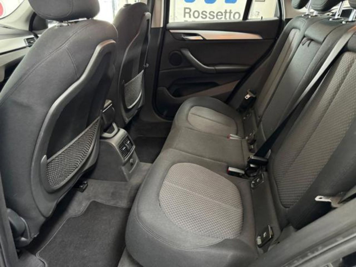 BMW X1 xDrive18d Business Advantage (10)
