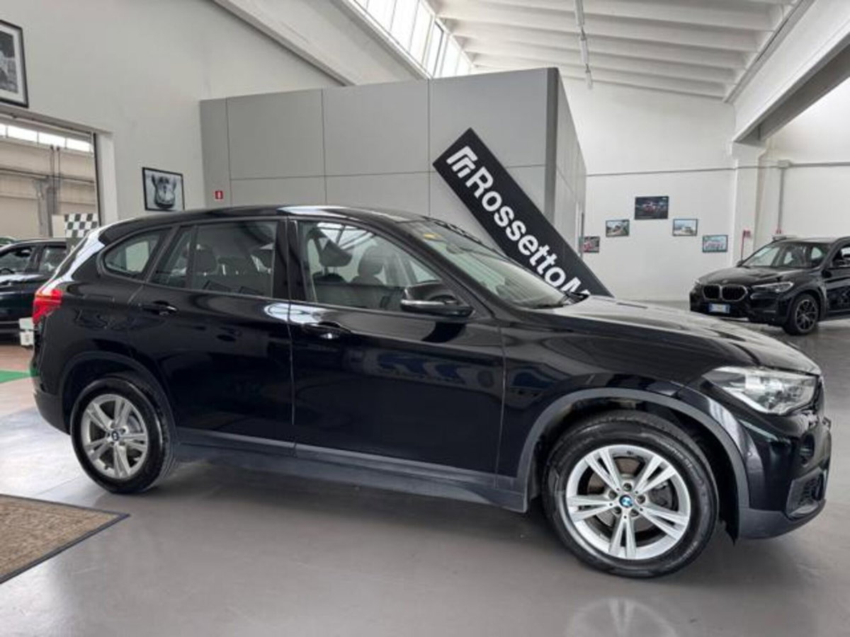 BMW X1 xDrive18d Business Advantage (3)