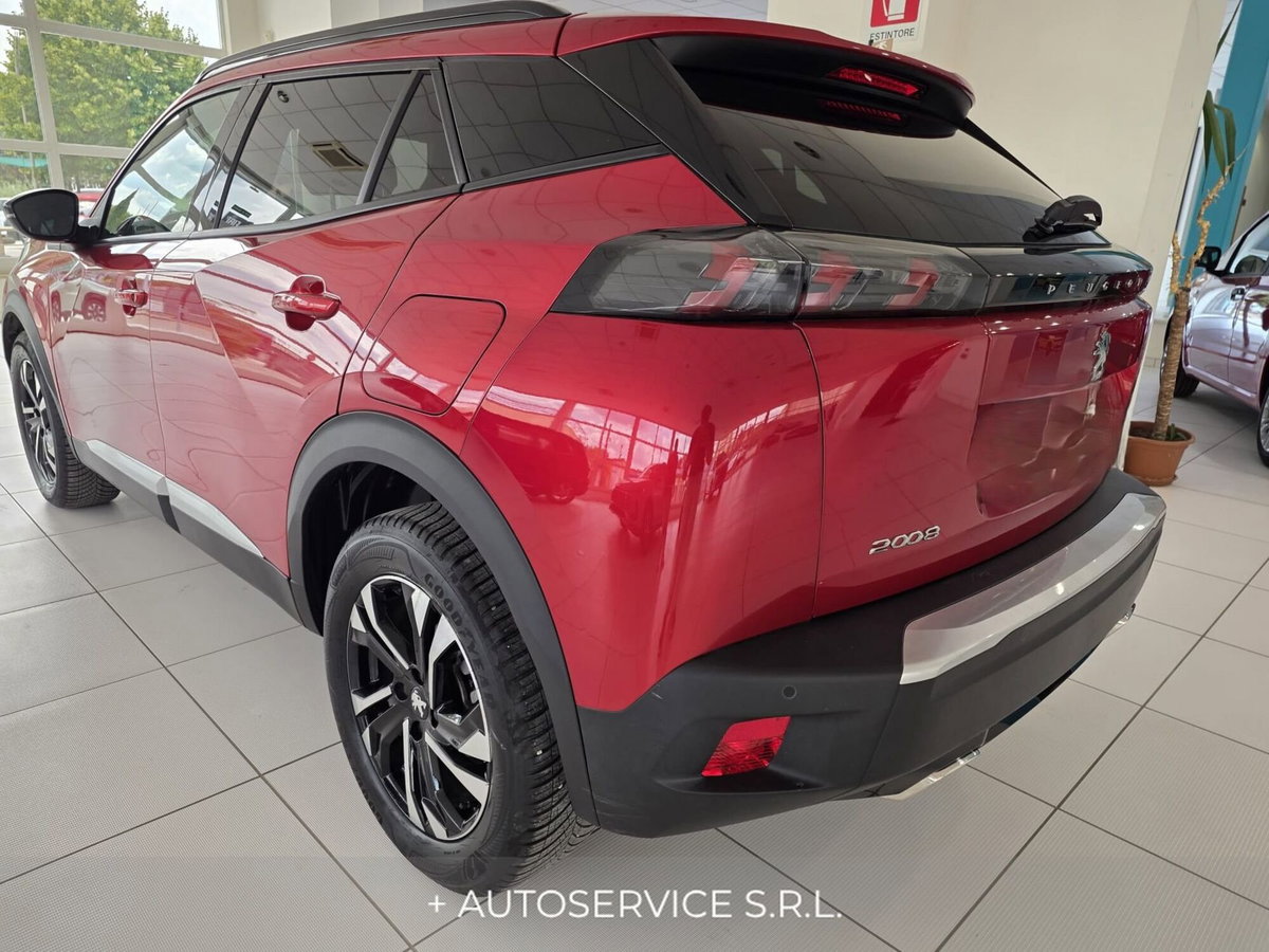 Peugeot 2008 PureTech 130 S&S EAT8 Allure (3)