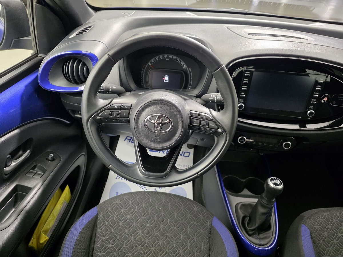 Toyota Aygo X 1.0 Trend 72cv (12)