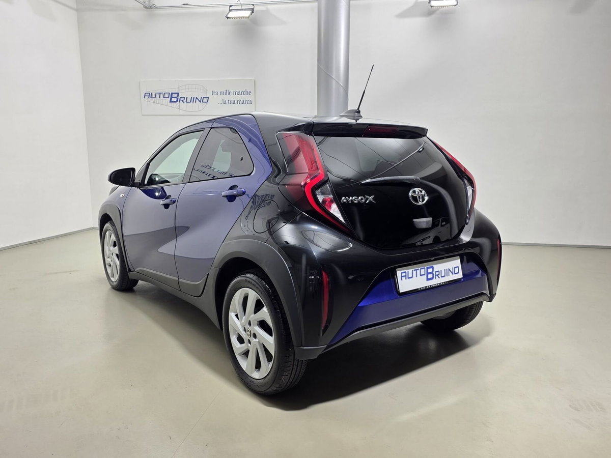 Toyota Aygo X 1.0 Trend 72cv (7)