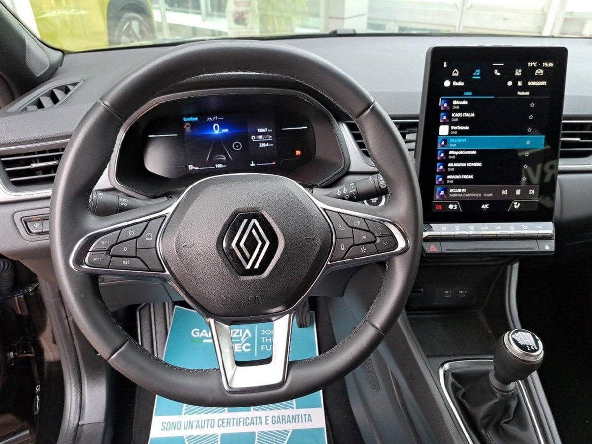 Renault Captur 1.0 tce Techno 90cv (11)