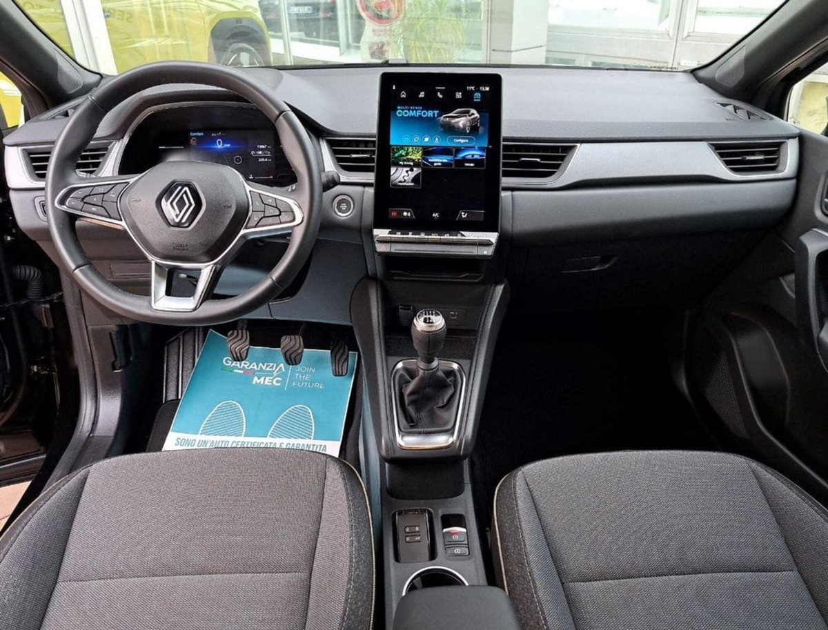 Renault Captur 1.0 tce Techno 90cv (12)