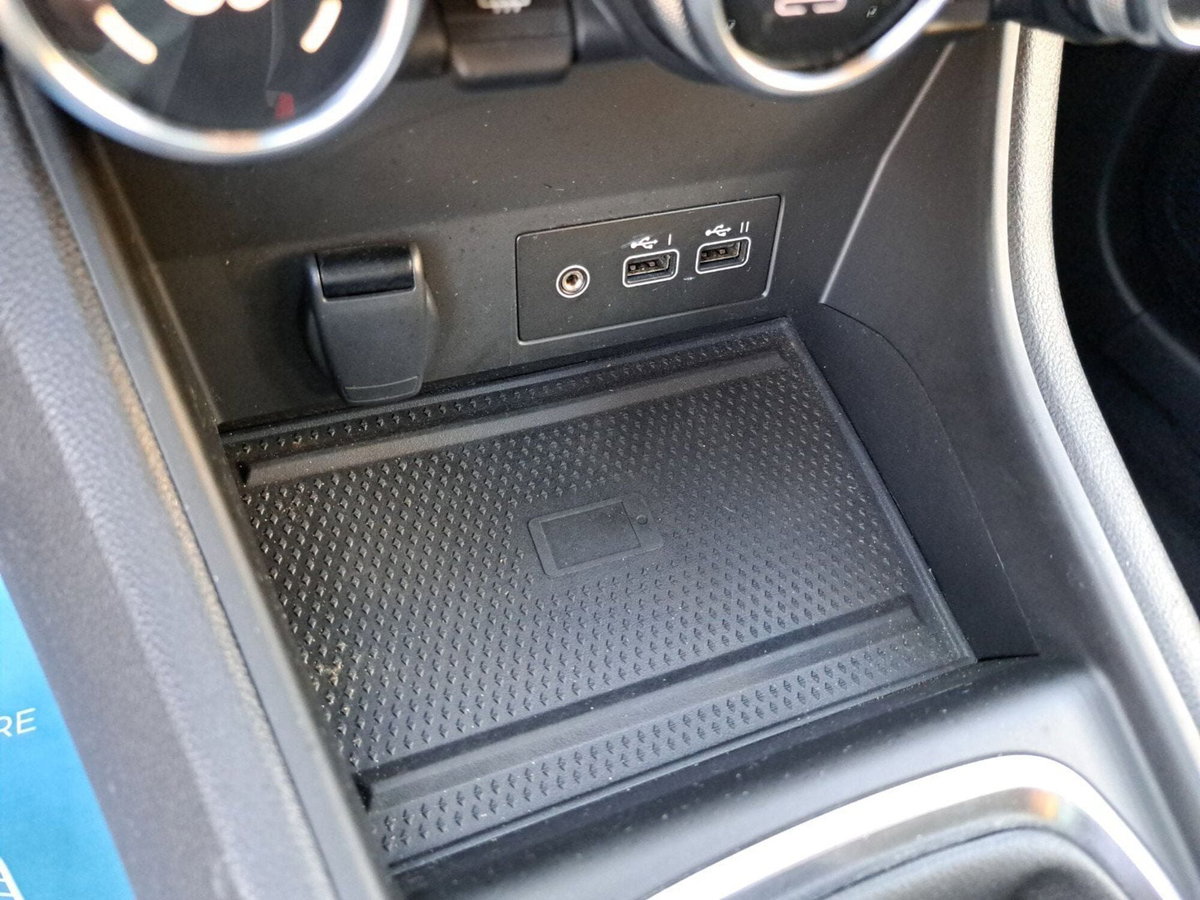 Renault Captur 1.0 tce Techno 90cv (12)