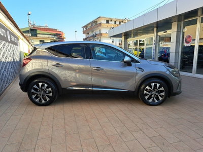 Renault Captur 1.0 tce Techno 90cv (5)