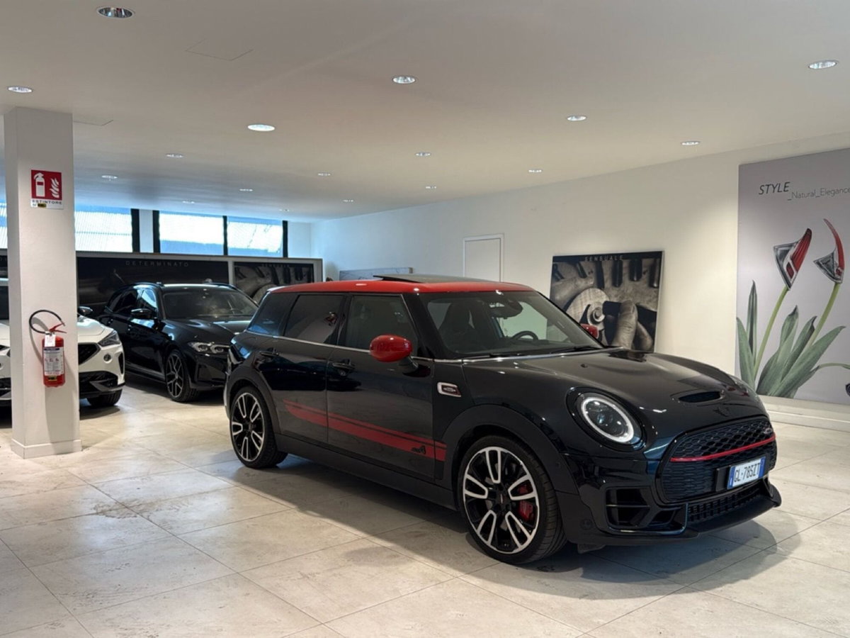 MINI Mini Clubman 2.0 John Cooper Works Clubman Rockingham GT Edition (2)