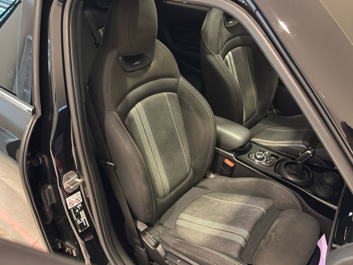 MINI Mini Clubman 2.0 John Cooper Works Clubman Rockingham GT Edition (5)