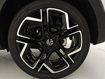 Volkswagen Taigo 1.0 tsi R-Line 115cv (8)