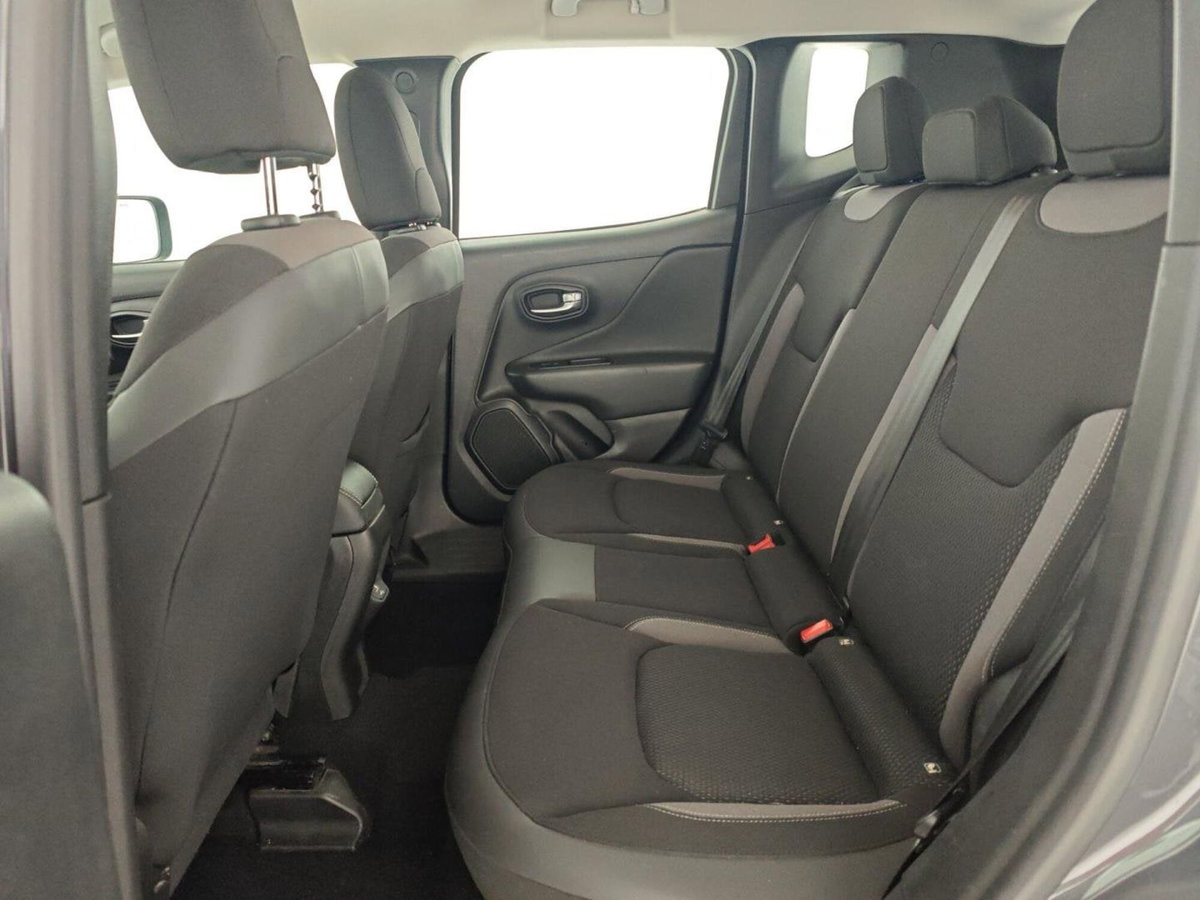 Jeep Renegade 1.3 T4 190CV PHEV 4xe AT6 Business Plus (12)