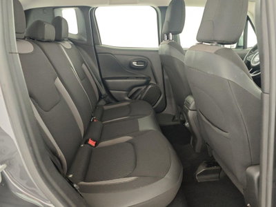 Jeep Renegade 1.3 T4 190CV PHEV 4xe AT6 Business Plus (15)