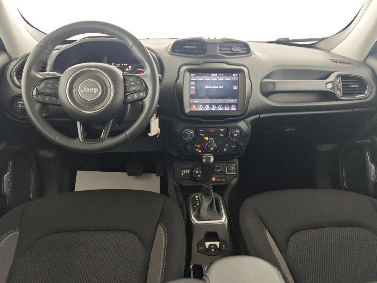Jeep Renegade 1.3 T4 190CV PHEV 4xe AT6 Business Plus (18)
