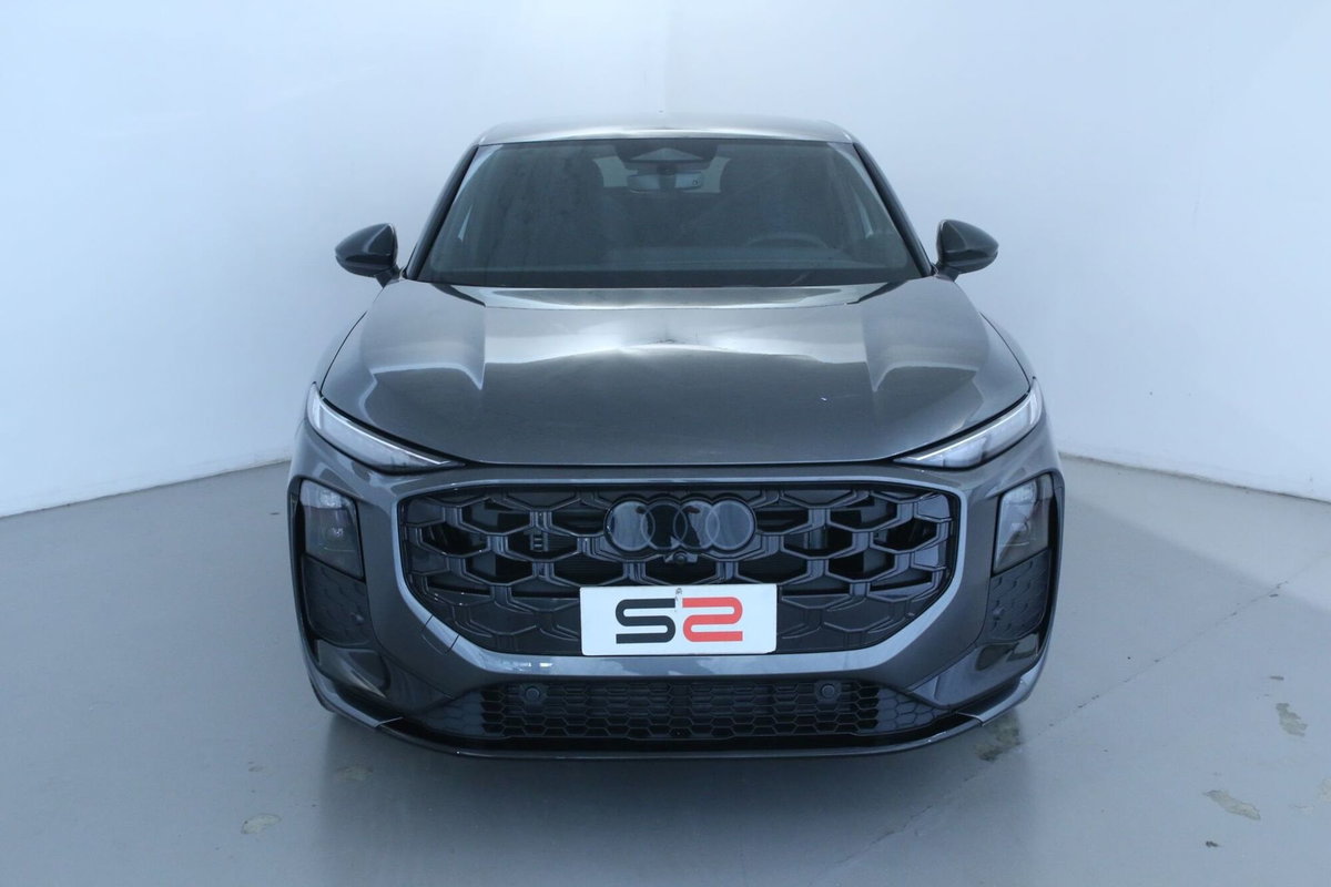 Audi Q3 Sportback 2.0 tfsi S line edition quattro 204cv s-tronic (2)