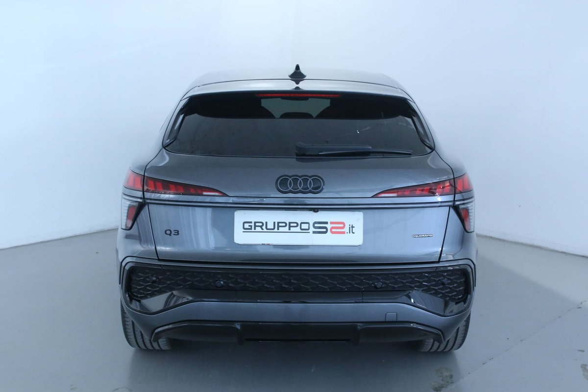 Audi Q3 Sportback 2.0 tfsi S line edition quattro 204cv s-tronic (5)