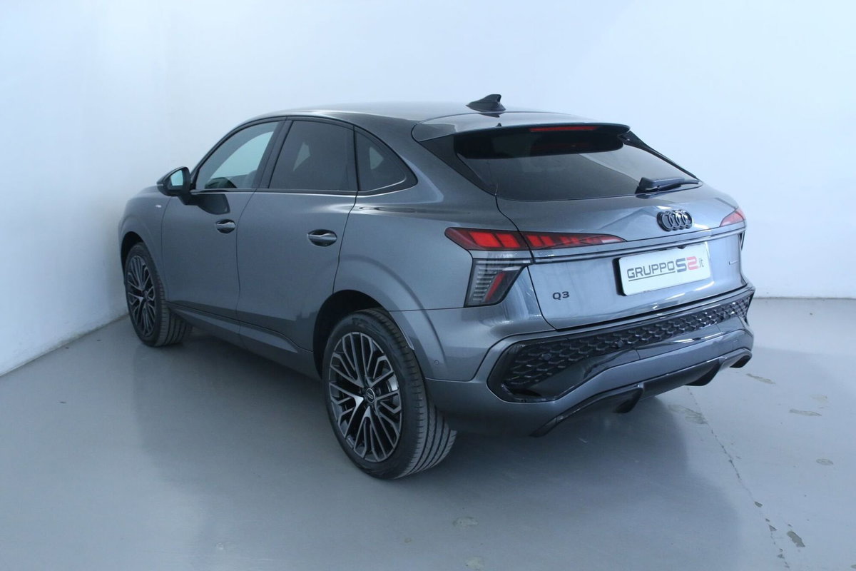 Audi Q3 Sportback 2.0 tfsi S line edition quattro 204cv s-tronic (6)
