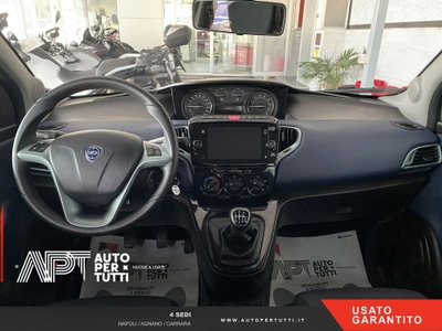 Lancia Ypsilon 1.0 FireFly 5 porte S&S Hybrid Gold Plus (12)