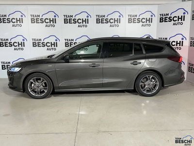 Ford Focus Station Wagon 1.0 EcoBoost 125 CV automatico SW ST-Line (4)