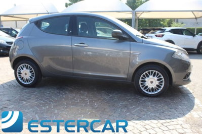 Lancia Ypsilon 1.3 MJT 16V 95 CV 5 porte S&S Gold (9)