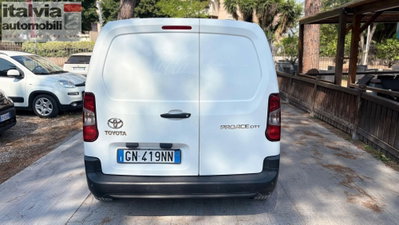 Toyota Proace City Verso City Verso 1.5D 100cv S&S L1 combi Executive (3)