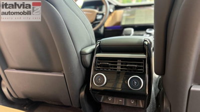 Land Rover Range Rover Sport 3.0D l6 300 CV HSE Dynamic Stealth (9)