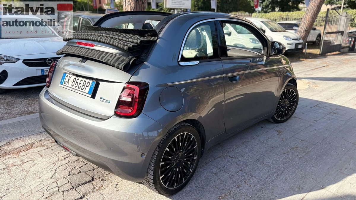 Fiat 500 Cabrio La Prima Cabrio 42 kWh