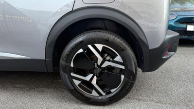 Peugeot 2008 1.2 hybrid Active 136cv e-dcs6 (4)