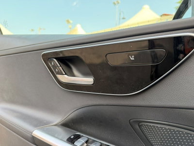 Mercedes-Benz Classe C 300 d Mild hybrid 4Matic Premium Pro (13)