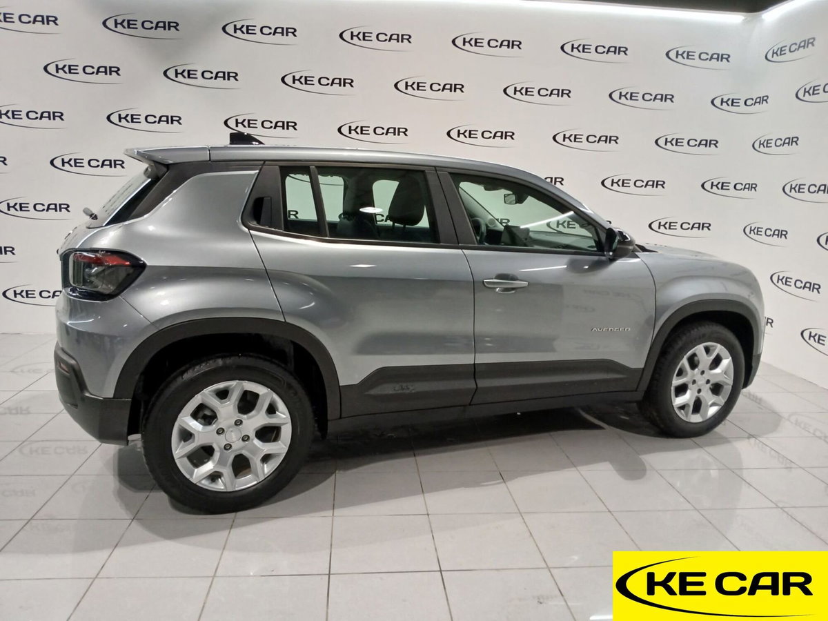 Jeep Avenger 1.2 turbo Summit fwd 100cv (4)