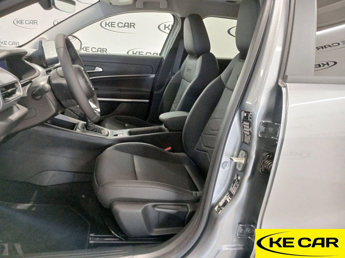 Jeep Avenger 1.2 turbo Summit fwd 100cv (16)