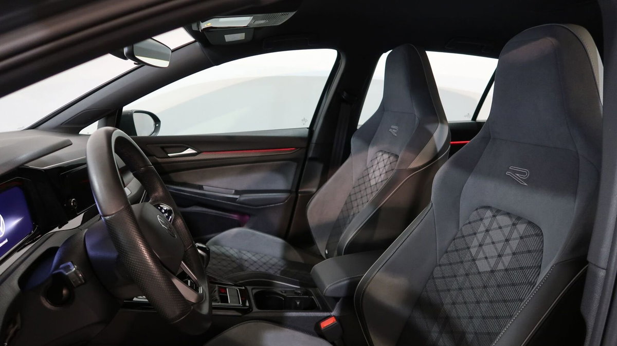 Volkswagen Golf 1.5 TSI EVO ACT R-Line (4)