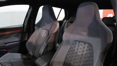 Volkswagen Golf 1.5 TSI EVO ACT R-Line (9)