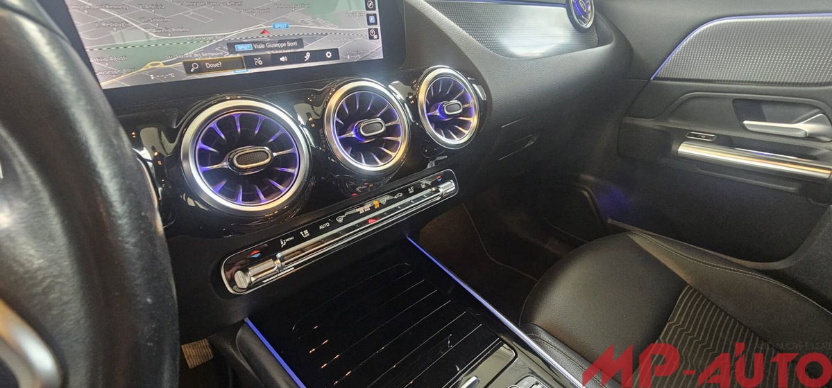 Mercedes-Benz GLA SUV 250 e Plug-in hybrid Automatic Sport Plus (11)