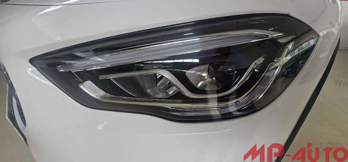 Mercedes-Benz GLA SUV 250 e Plug-in hybrid Automatic Sport Plus (3)