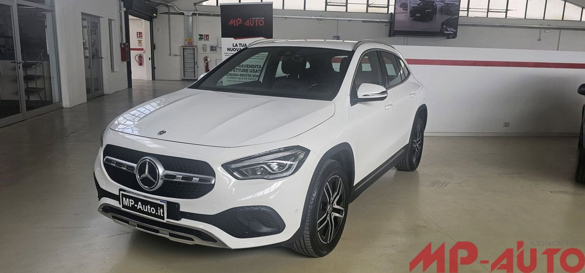 Mercedes-Benz GLA SUV 250 e Plug-in hybrid Automatic Sport Plus (4)