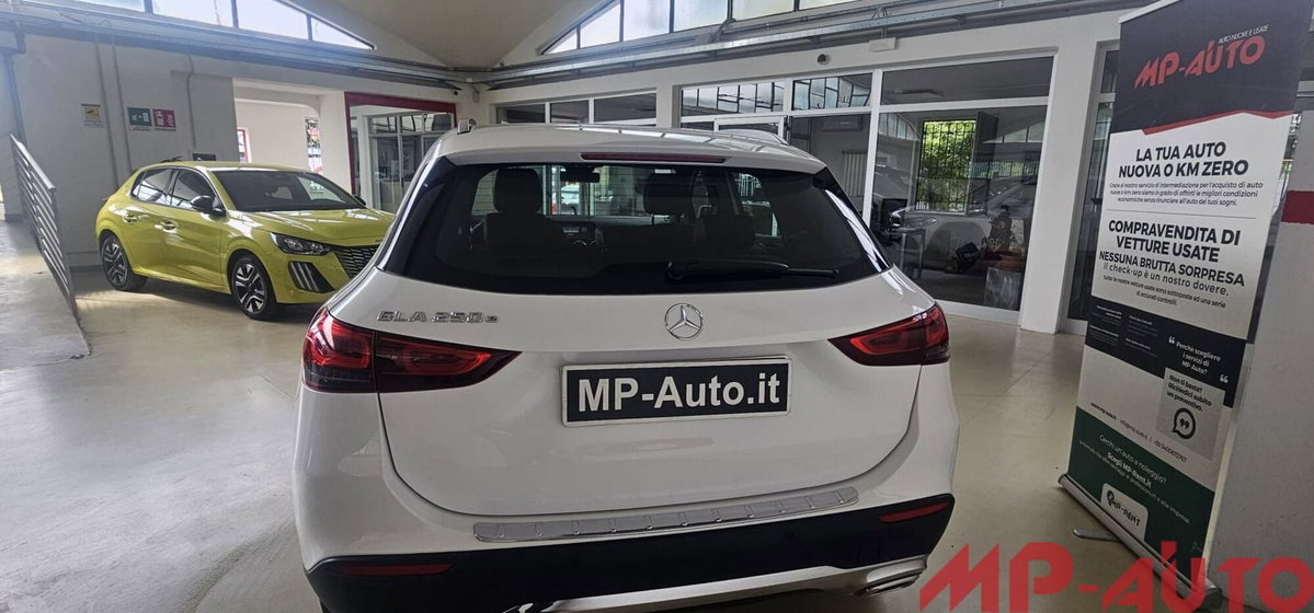 Mercedes-Benz GLA SUV 250 e Plug-in hybrid Automatic Sport Plus (7)