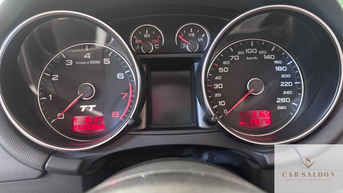 Audi TT Cabrio 2.0 TFSI (12)