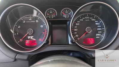 Audi TT Cabrio 2.0 TFSI (12)