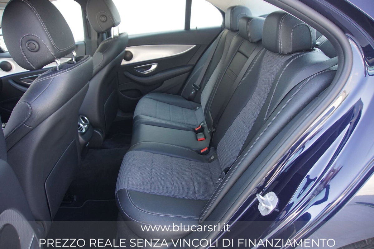 Mercedes-Benz Classe E 220 d 4Matic Auto Sport (11)