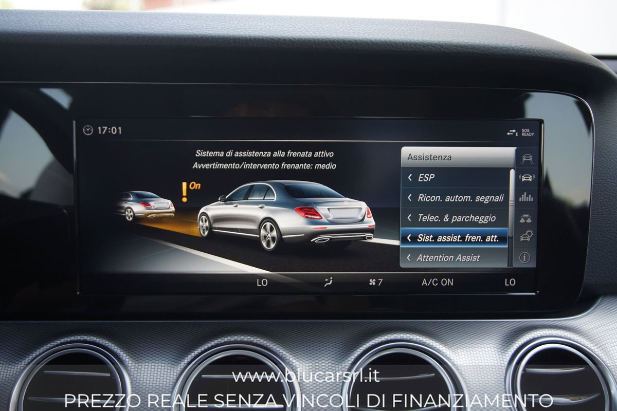 Mercedes-Benz Classe E 220 d 4Matic Auto Sport (19)