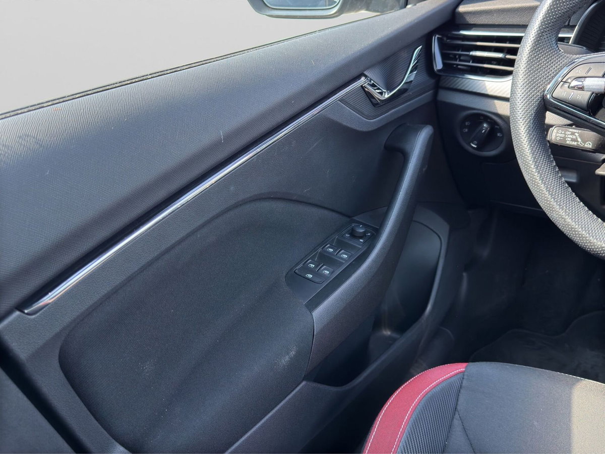 Skoda Kamiq 1.0 TSI 110 CV DSG Monte Carlo (13)