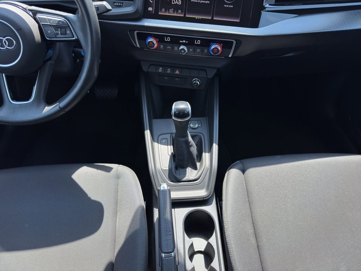 Audi A1 allstreet allstreet 30 TFSI S tronic Identity Contrast (16)