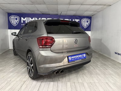 Volkswagen Polo 2.0 TSI DSG GTI BlueMotion Technology (9)