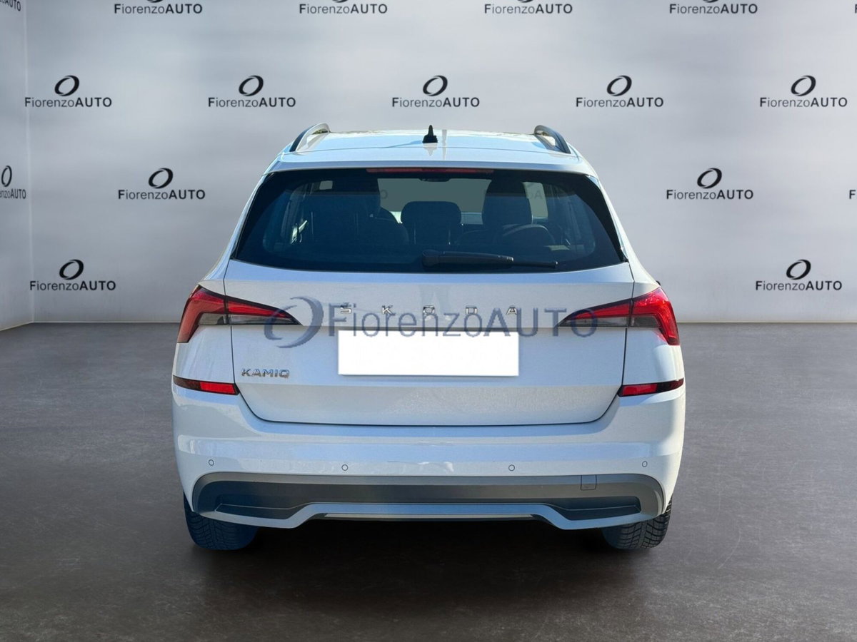 Skoda Kamiq 1.0 TSI Style (4)